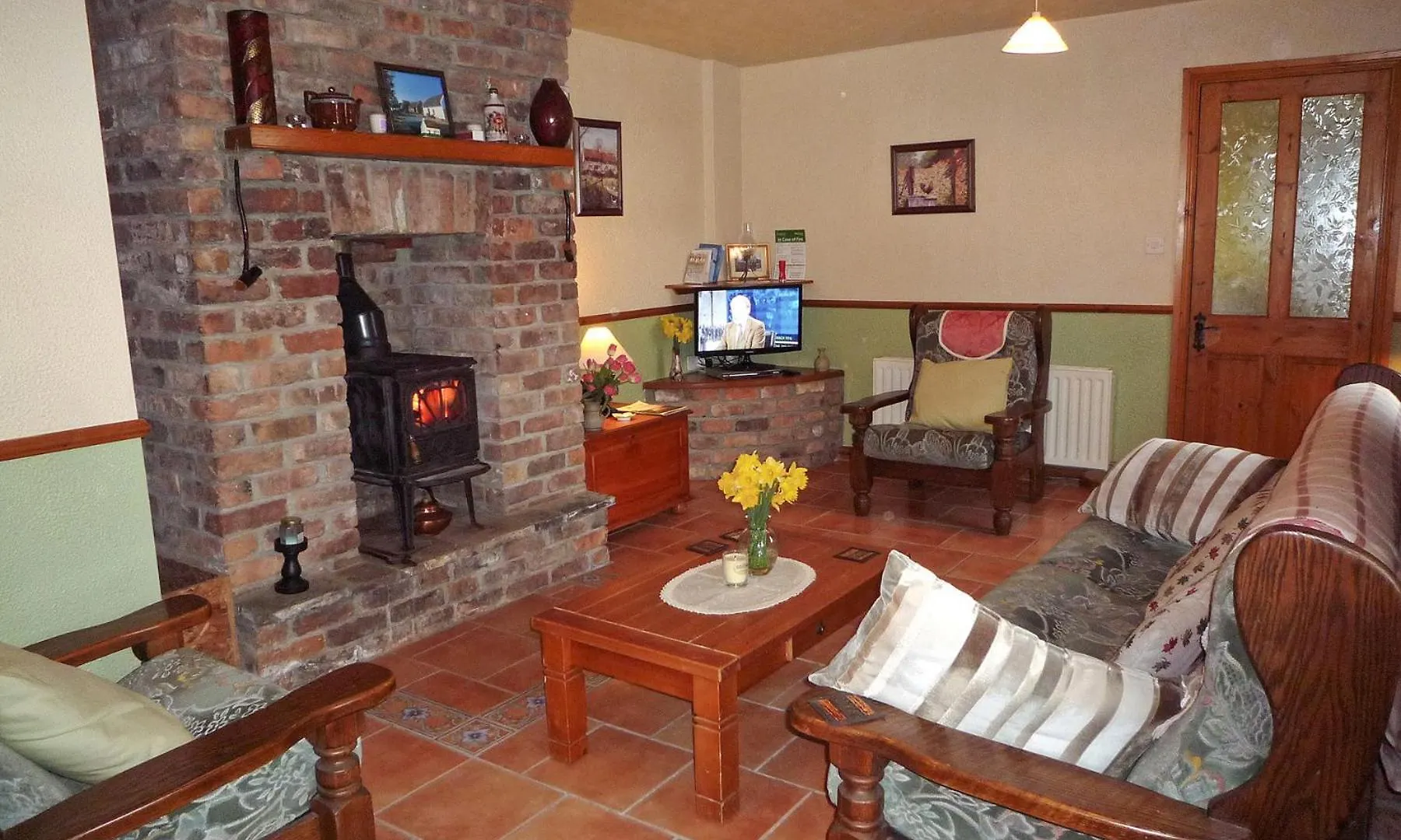 Sheans Holiday Cottage Killarney By Trident Holiday Homes